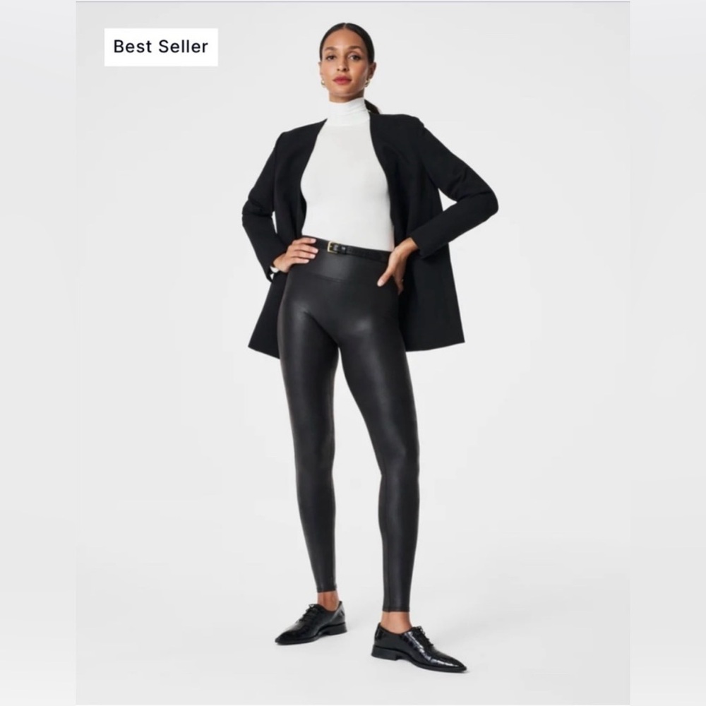 SPANX - COMFORTABLE FAUX LEATHER LEGGINGS - SIZE XS